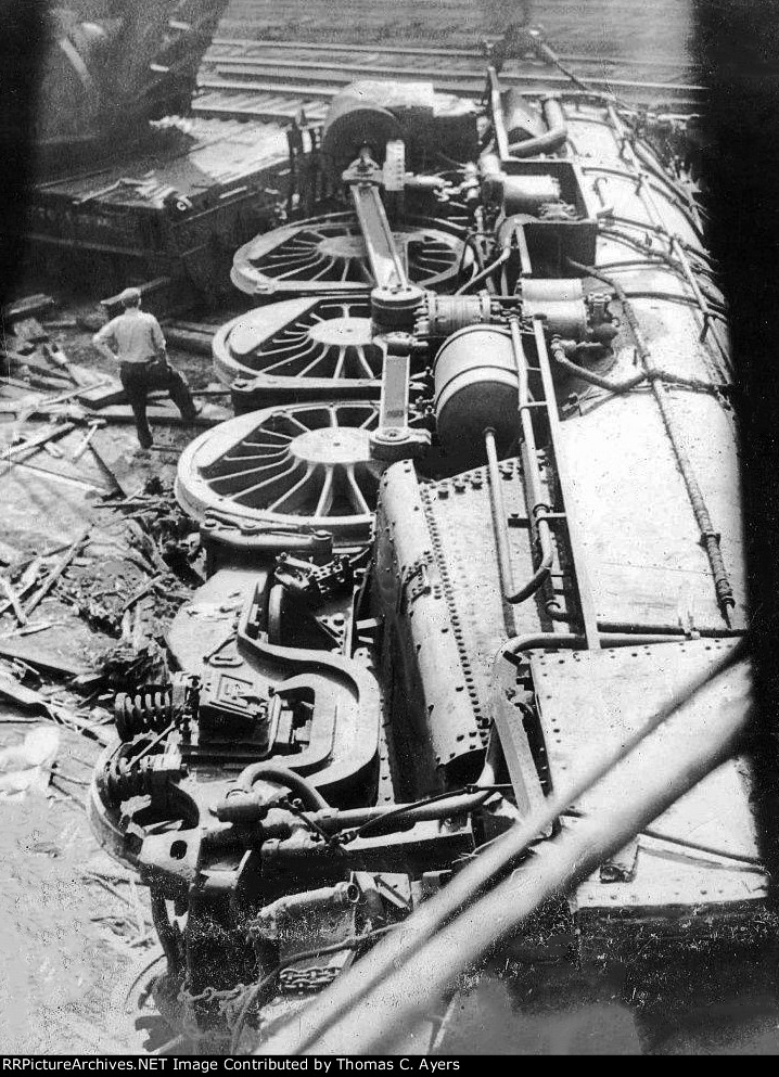 PRR Passenger Station Wreck, 1933